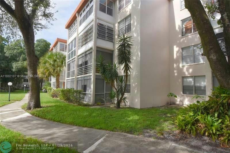 Real estate property located at 2601 48th Ter #147, Broward, CYPRESS CHASE CONDO NO 8, Lauderdale Lakes, FL