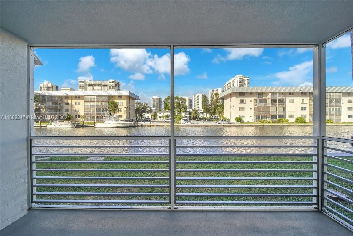 Real estate property located at 3725 169 St #105, Miami-Dade, EDEN ISLES CONDO PART 2, North Miami Beach, FL