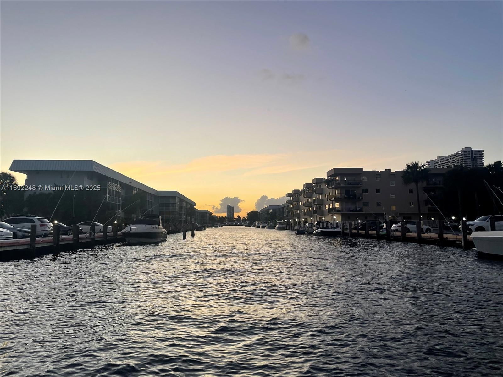 Real estate property located at 301 174th St #2407, Miami-dade, Winston Towers 500 Condo, Sunny Isles Beach, FL