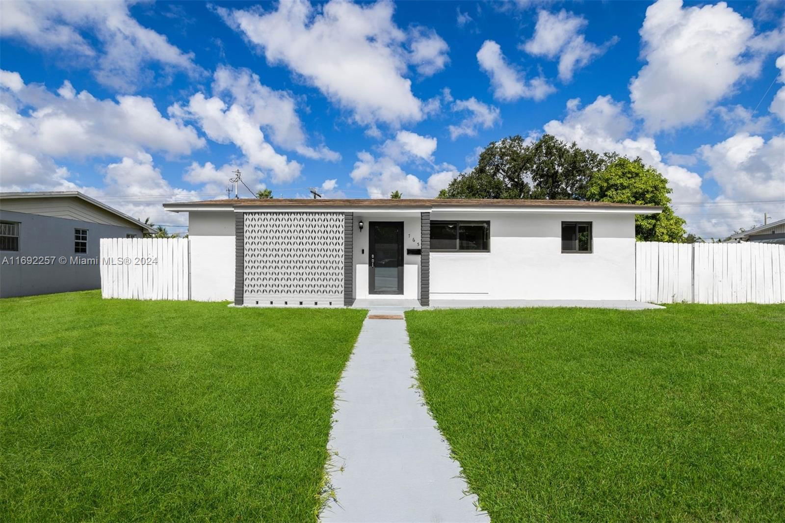 Real estate property located at 765 199th St, Miami-Dade, SIERRA MIRADA 3RD ADDN RE, Miami Gardens, FL