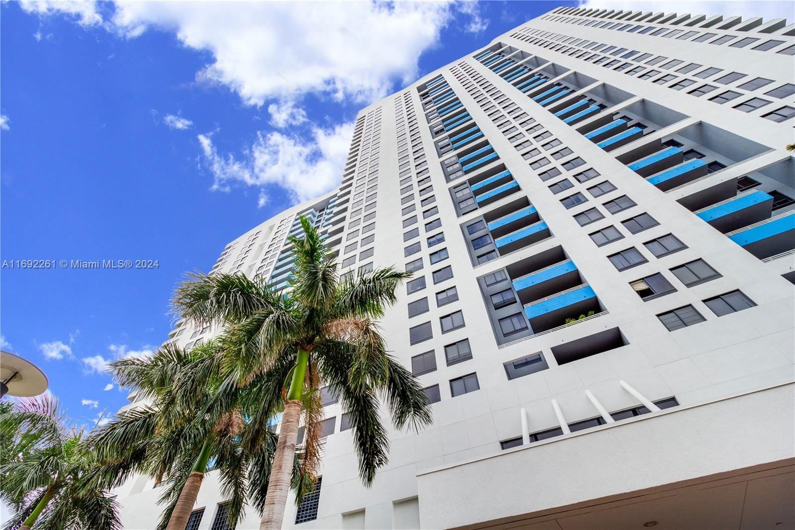 Real estate property located at 1330 West Ave #1707, Miami-Dade, THE WAVERLY AT SOUTH BEAC, Miami Beach, FL