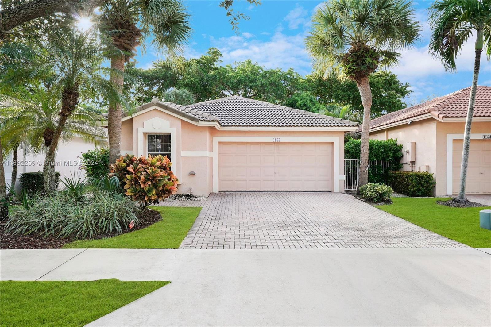 Real estate property located at 4155 Sapphire Ter, Broward, SAPPHIRE SHORES-SAPPHIRE, Weston, FL