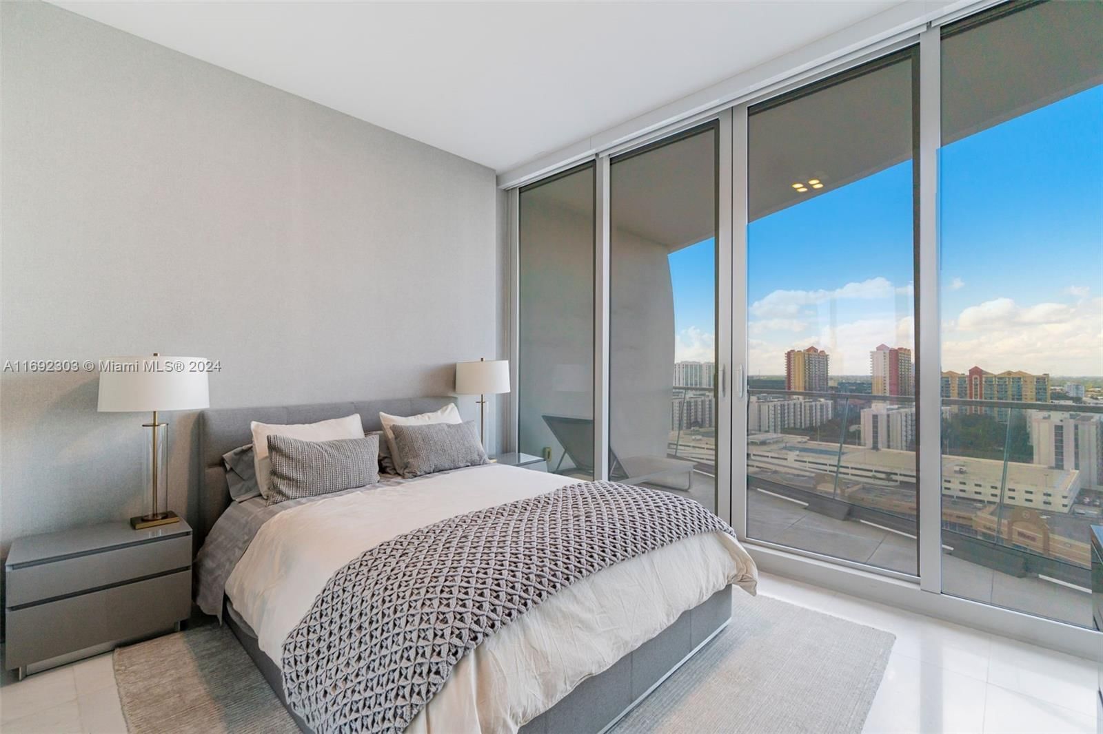 Real estate property located at 16901 Collins Ave #1503, Miami-dade, Jade Signature Condo, Sunny Isles Beach, FL