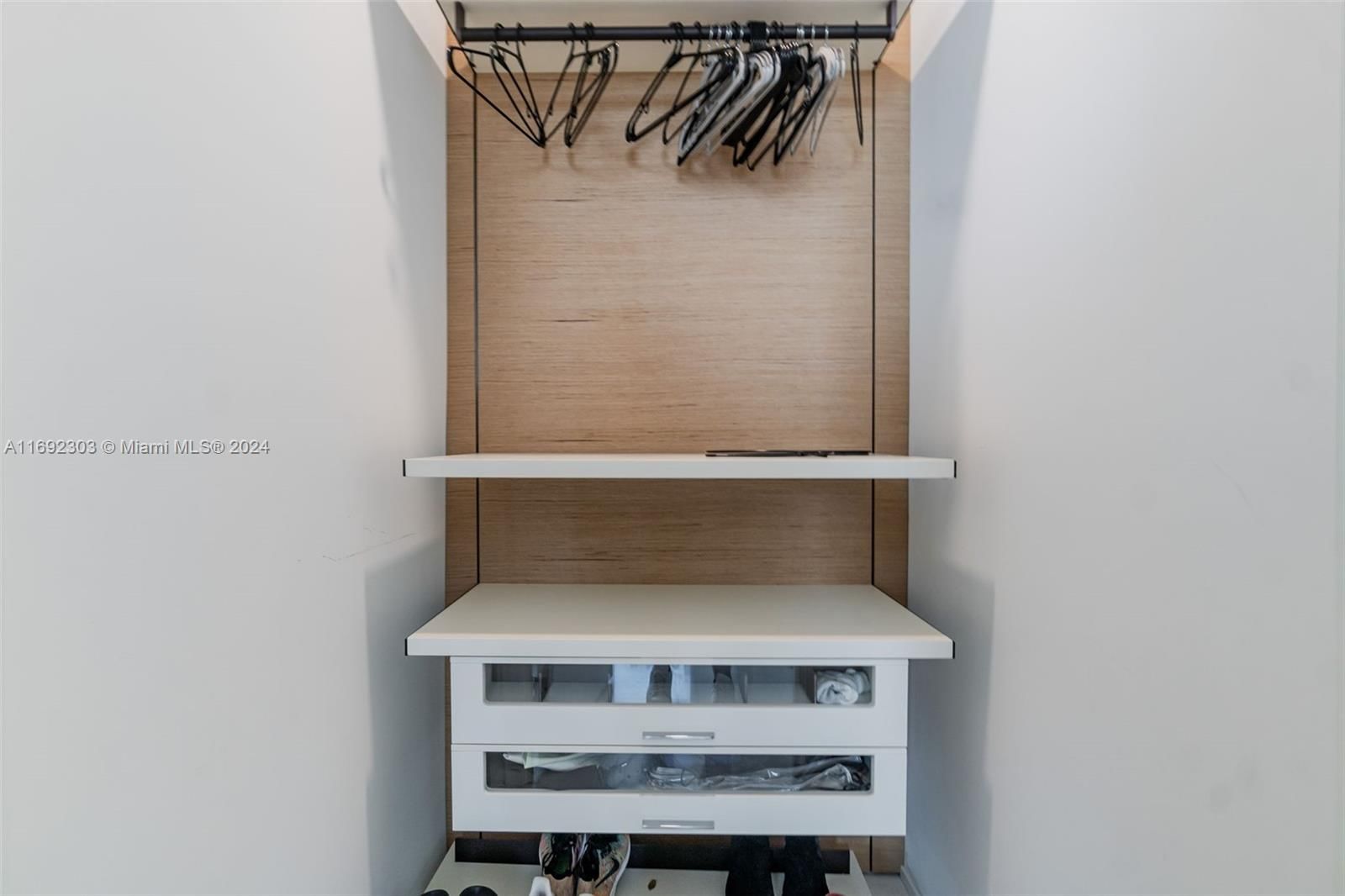 Real estate property located at 16901 Collins Ave #1503, Miami-dade, Jade Signature Condo, Sunny Isles Beach, FL