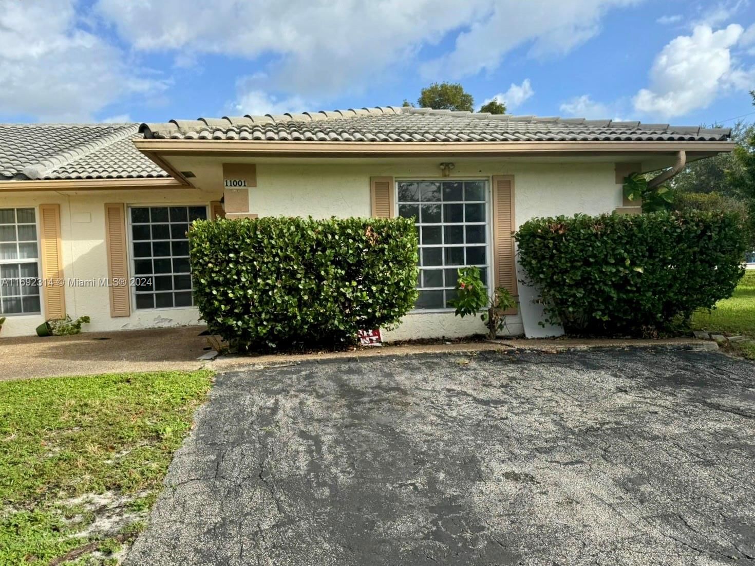 Real estate property located at 11001 44th St # EAST, Broward, GLENWOOD SUBDIVISION, Coral Springs, FL