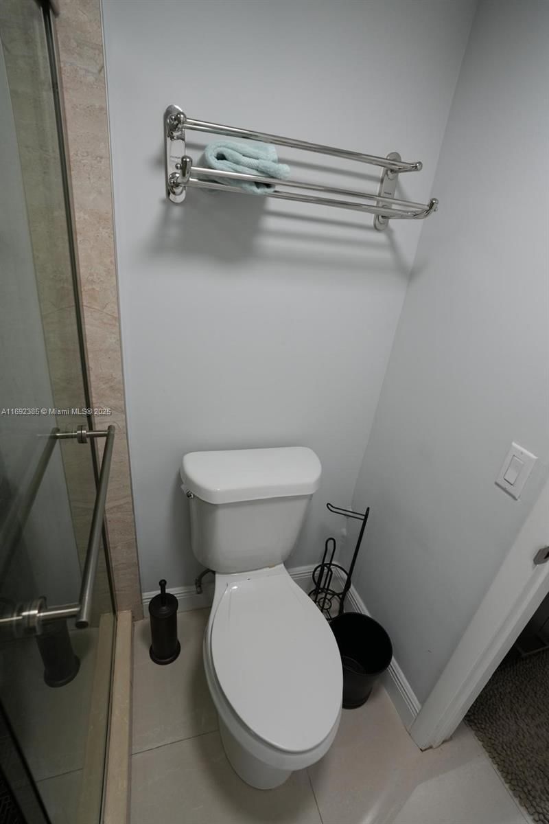 Real estate property located at 209 Fort Lauderdale Beach Blvd #7D, Broward, The Seasons Condo, Fort Lauderdale, FL