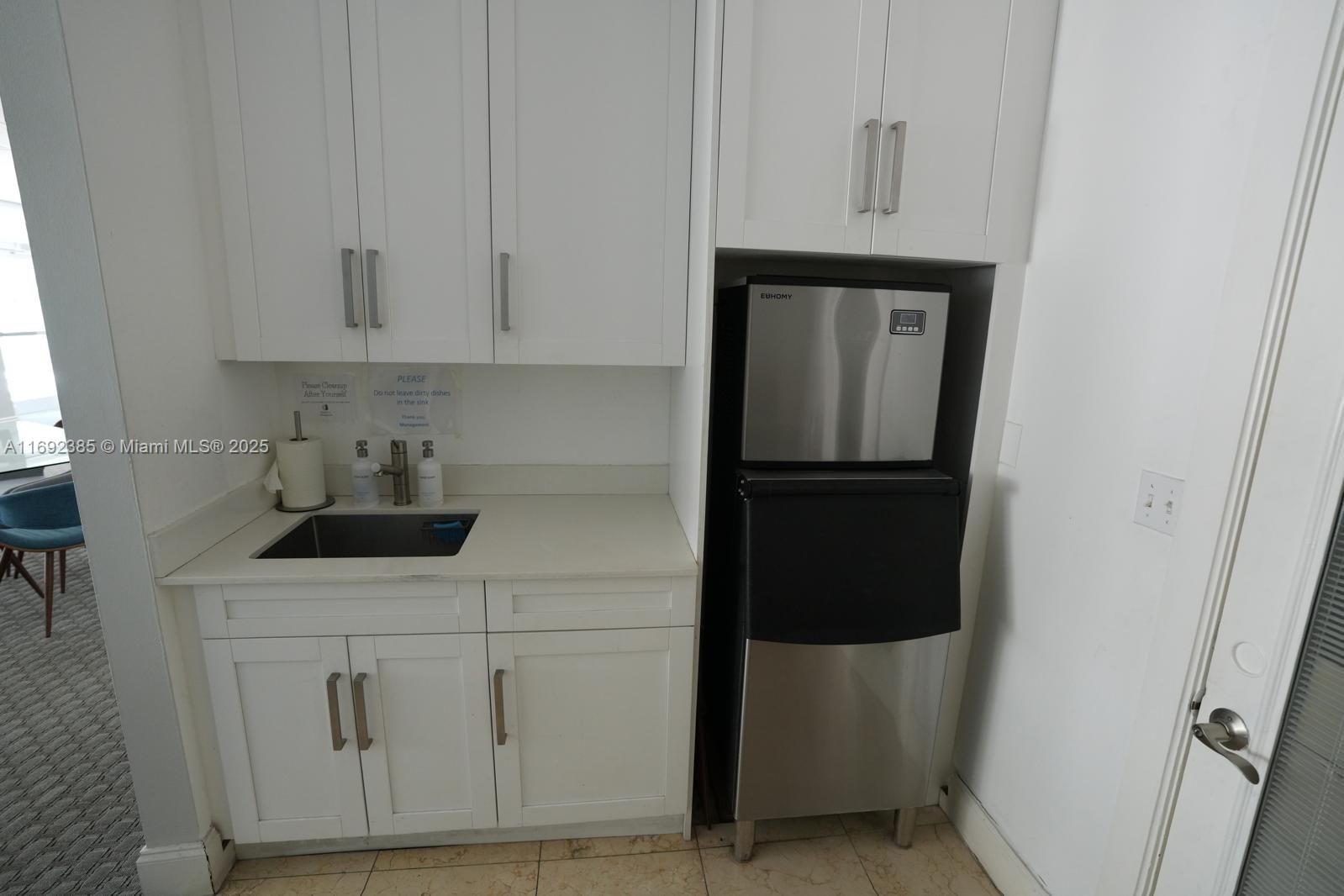 Real estate property located at 209 Fort Lauderdale Beach Blvd #7D, Broward, The Seasons Condo, Fort Lauderdale, FL