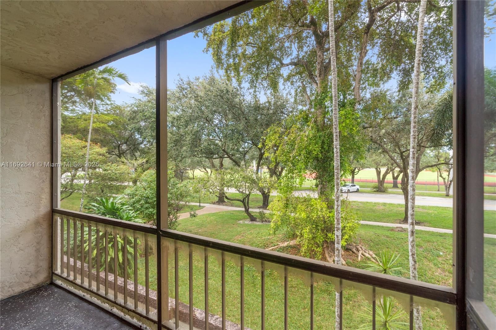 Real estate property located at 1681 70th Ave #204, Broward, Omega Condo No 1, Plantation, FL