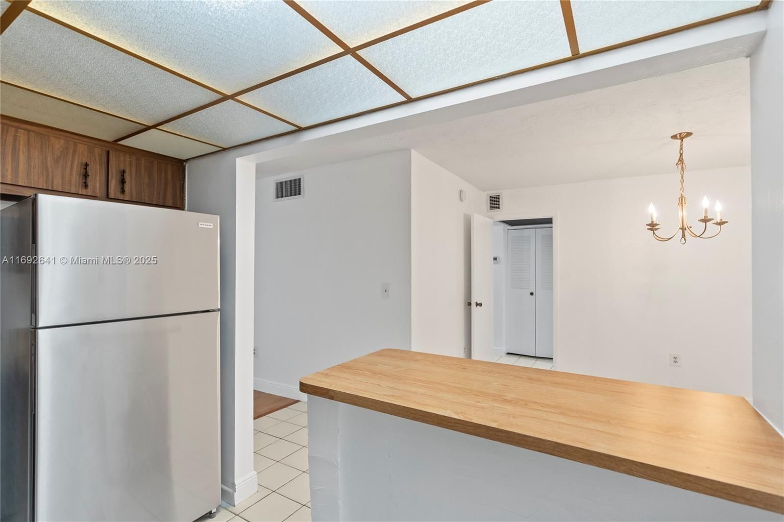Real estate property located at 1681 70th Ave #204, Broward, Omega Condo No 1, Plantation, FL