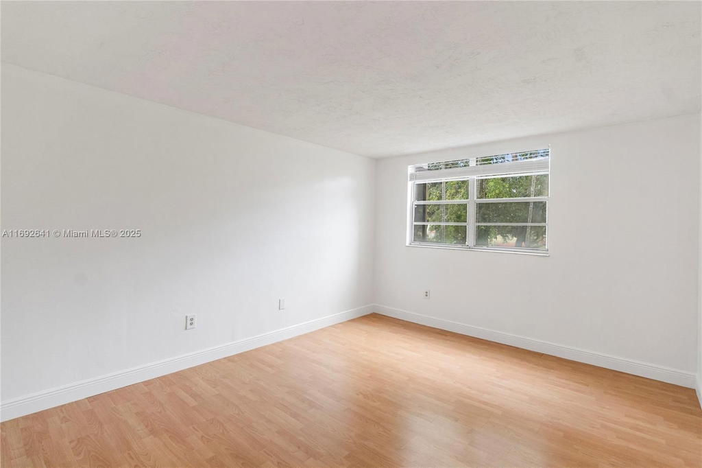 Real estate property located at 1681 70th Ave #204, Broward, Omega Condo No 1, Plantation, FL