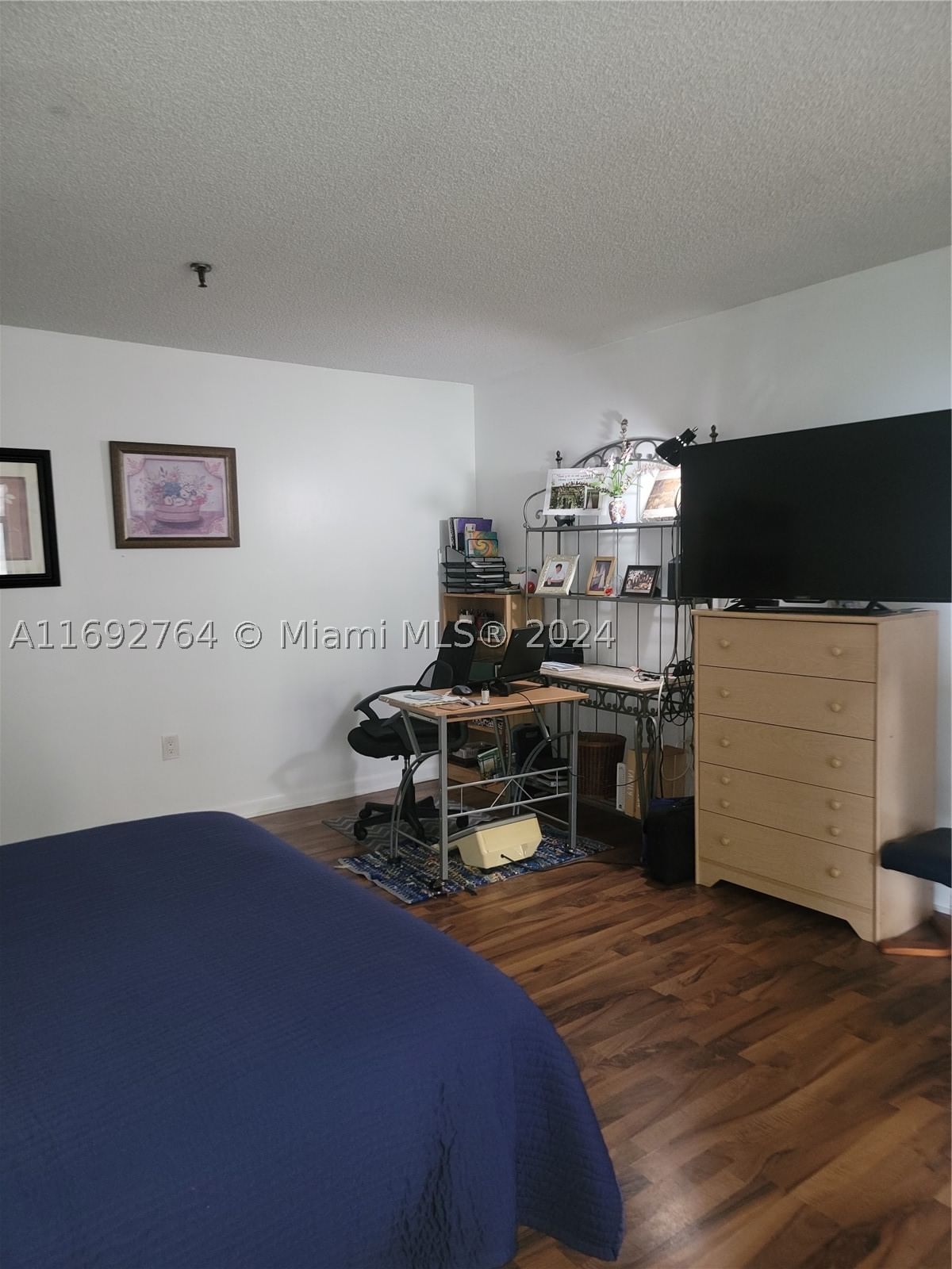 Real estate property located at 671 195 St #122-E, Miami-dade, Cedar Glenncondo Apts Ea, Miami, FL