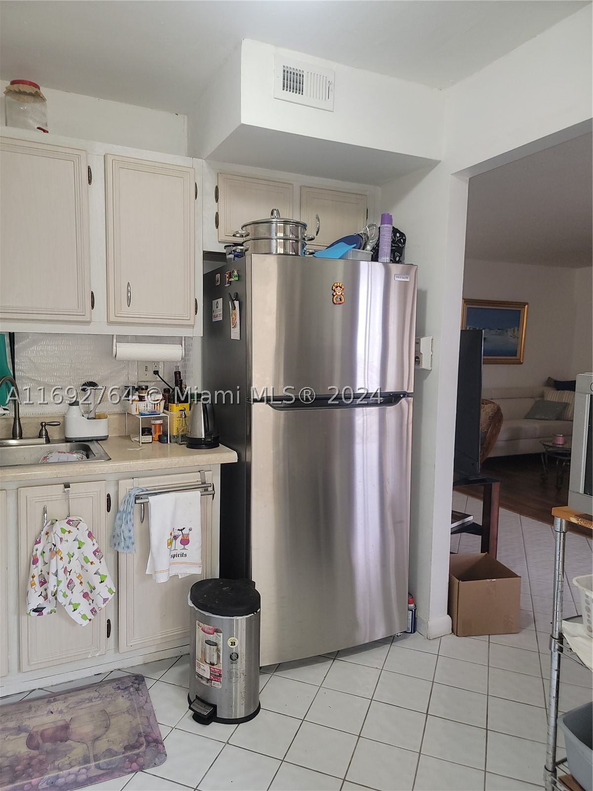 Real estate property located at 671 195 St #122-E, Miami-dade, Cedar Glenncondo Apts Ea, Miami, FL