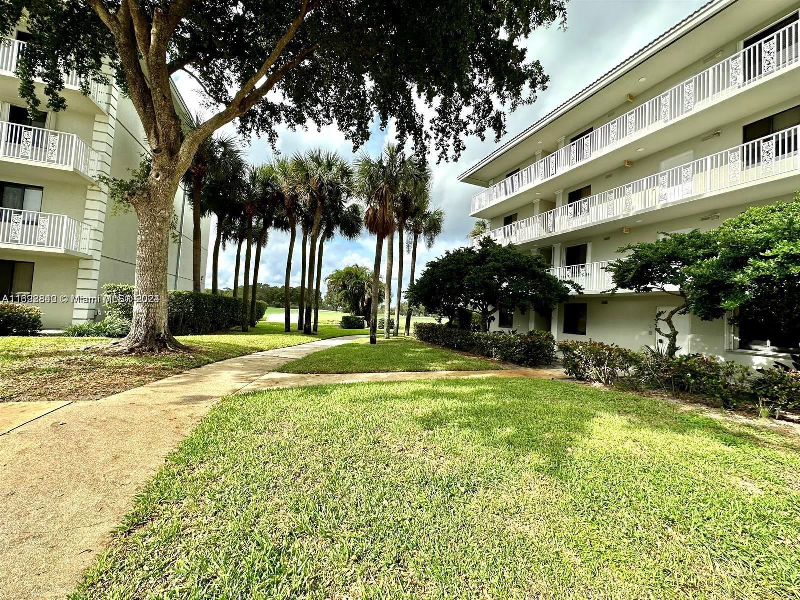 Real estate property located at 2621 Village Blvd #102, Palm Beach, WHITEHALL VILLAGE, West Palm Beach, FL