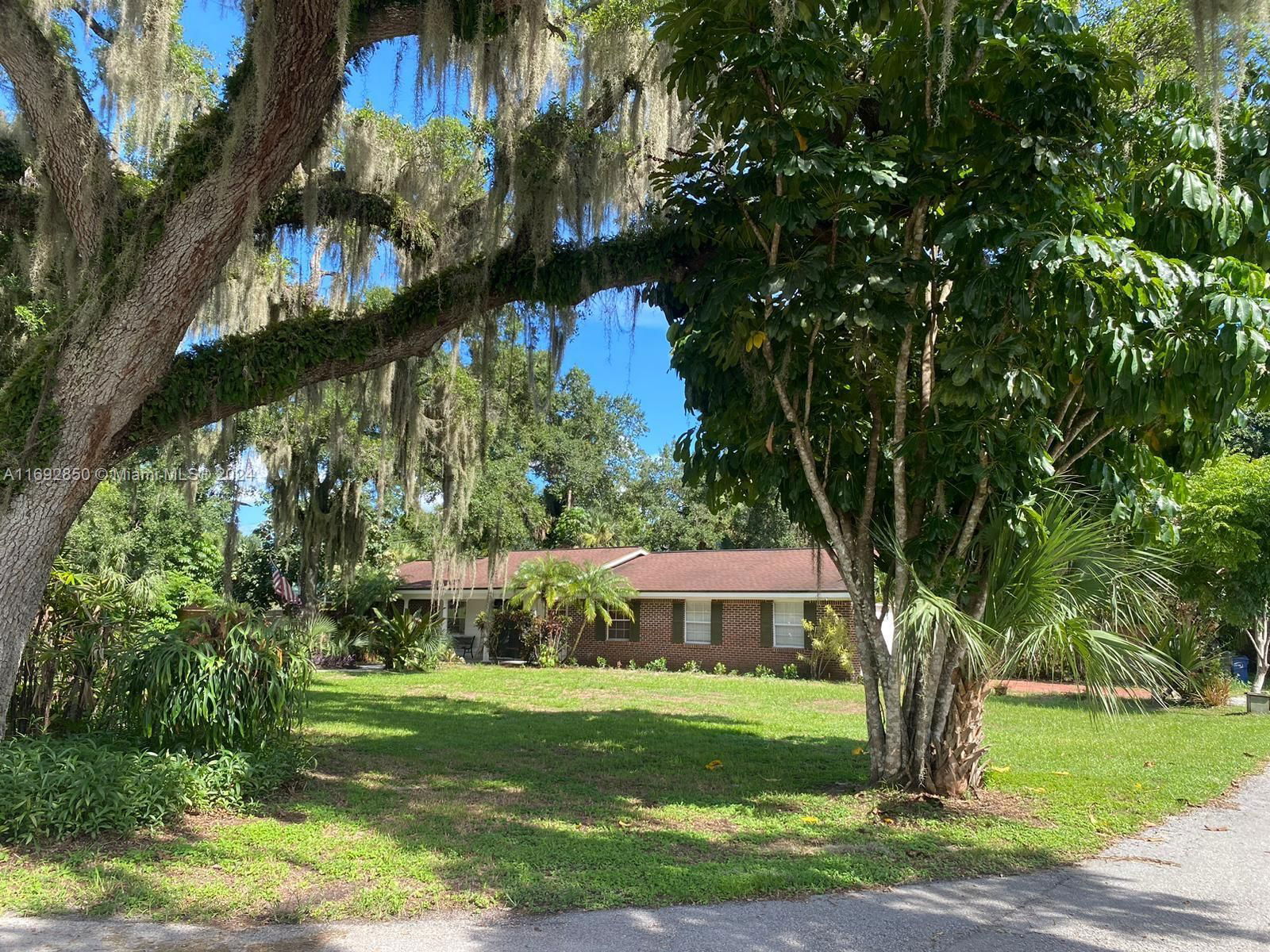 Real estate property located at 225 COTTAGE AVE, Hendry, Labelle Fairview Sub, La Belle, FL