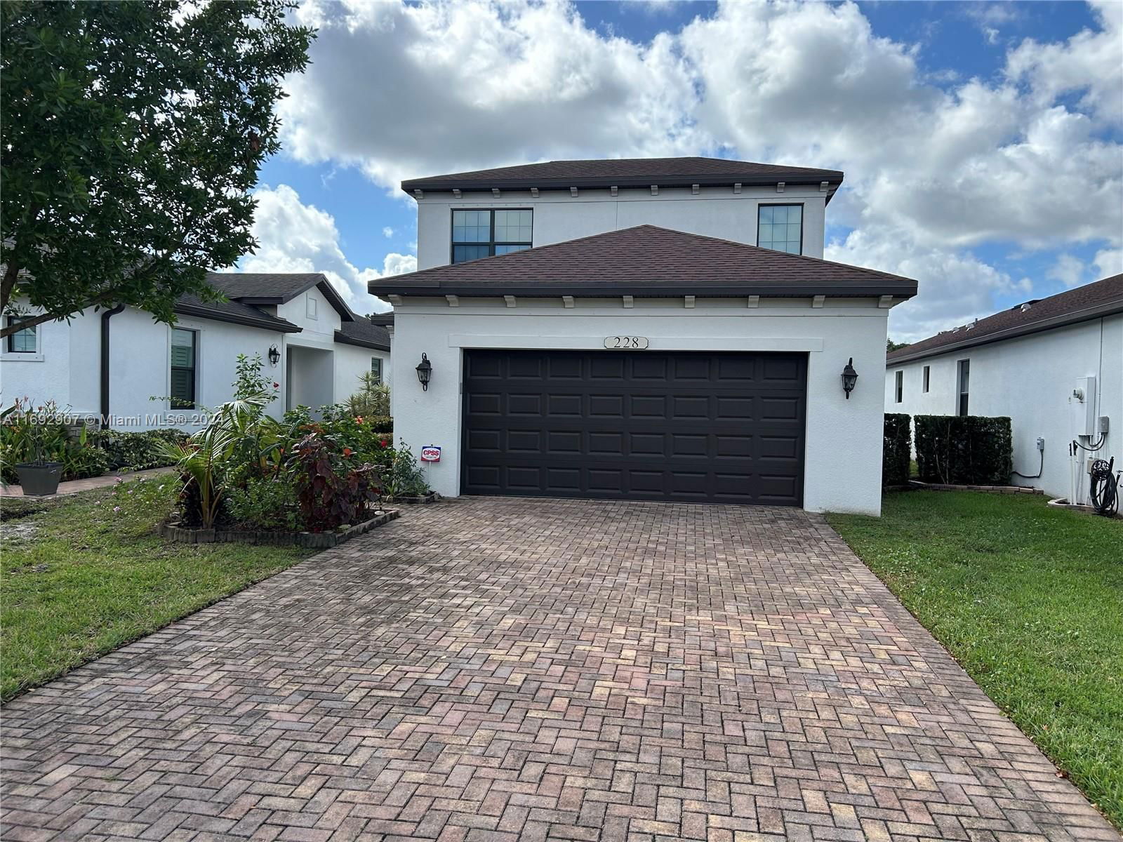 Real estate property located at 228 Via Visconti, St Lucie, TESORO PRESERVE PLAT NO 5, Port St. Lucie, FL