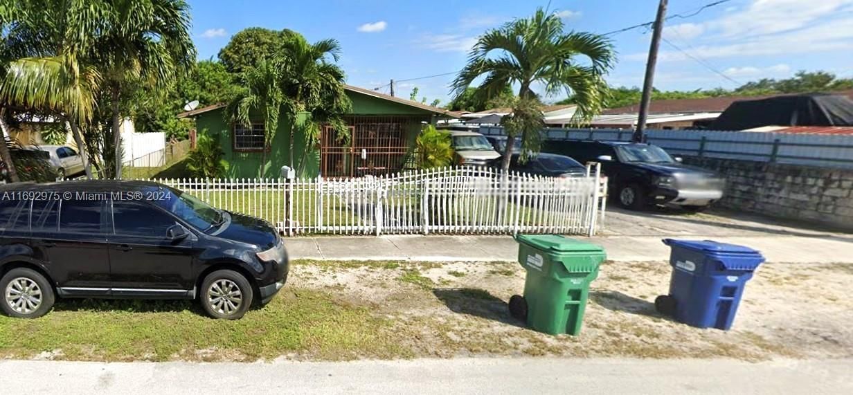 Real estate property located at 4215 168th Ter, Miami-Dade, VENETIAN DEVELOPMENT SUB-, Miami Gardens, FL