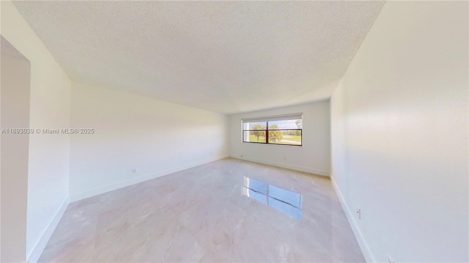 Real estate property located at 16171 Blatt Blvd #203, Broward, Fairways At Bonaventure C, Weston, FL
