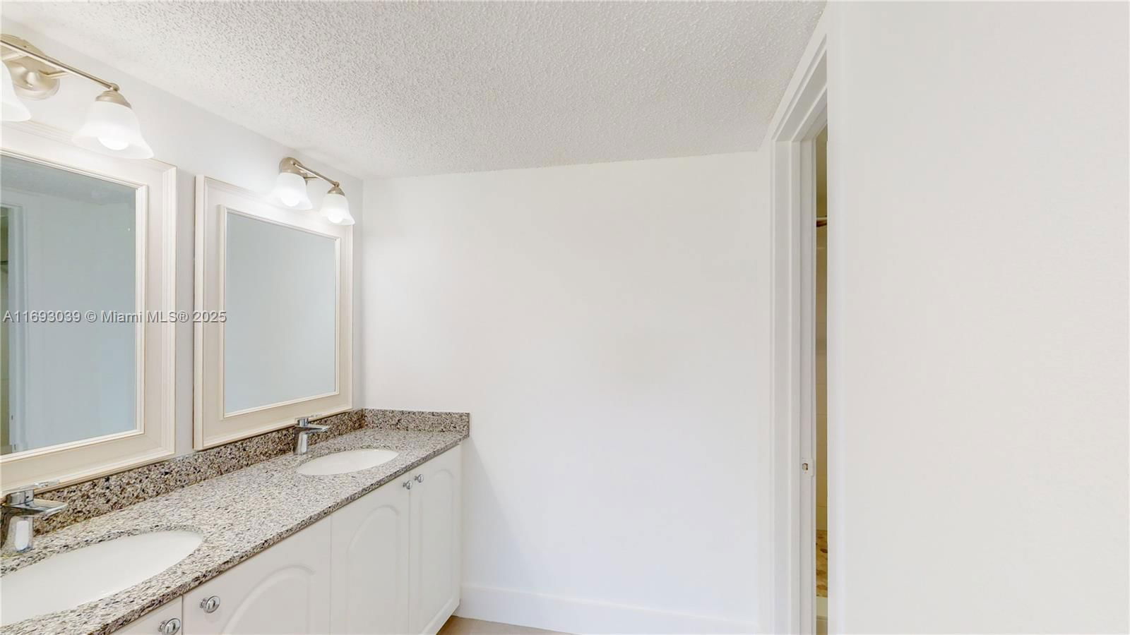 Real estate property located at 16171 Blatt Blvd #203, Broward, Fairways At Bonaventure C, Weston, FL