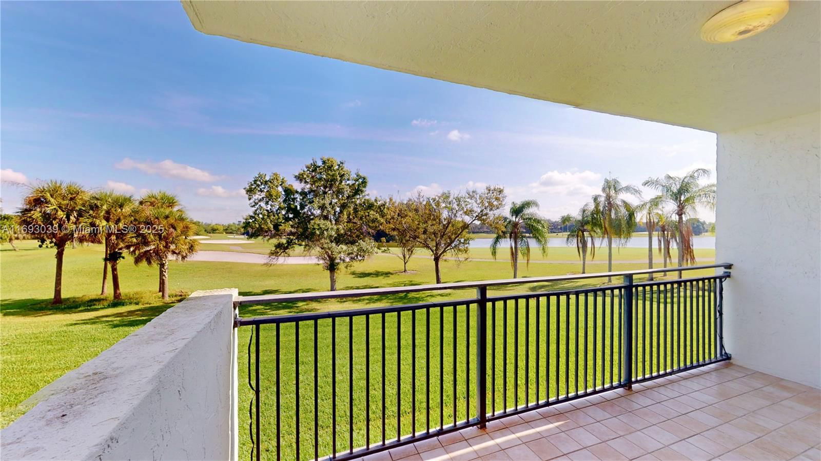 Real estate property located at 16171 Blatt Blvd #203, Broward, Fairways At Bonaventure C, Weston, FL
