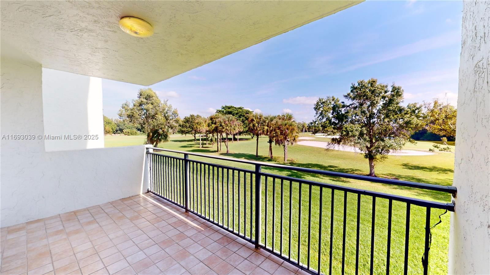 Real estate property located at 16171 Blatt Blvd #203, Broward, Fairways At Bonaventure C, Weston, FL