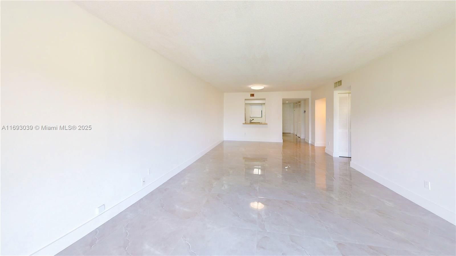 Real estate property located at 16171 Blatt Blvd #203, Broward, Fairways At Bonaventure C, Weston, FL