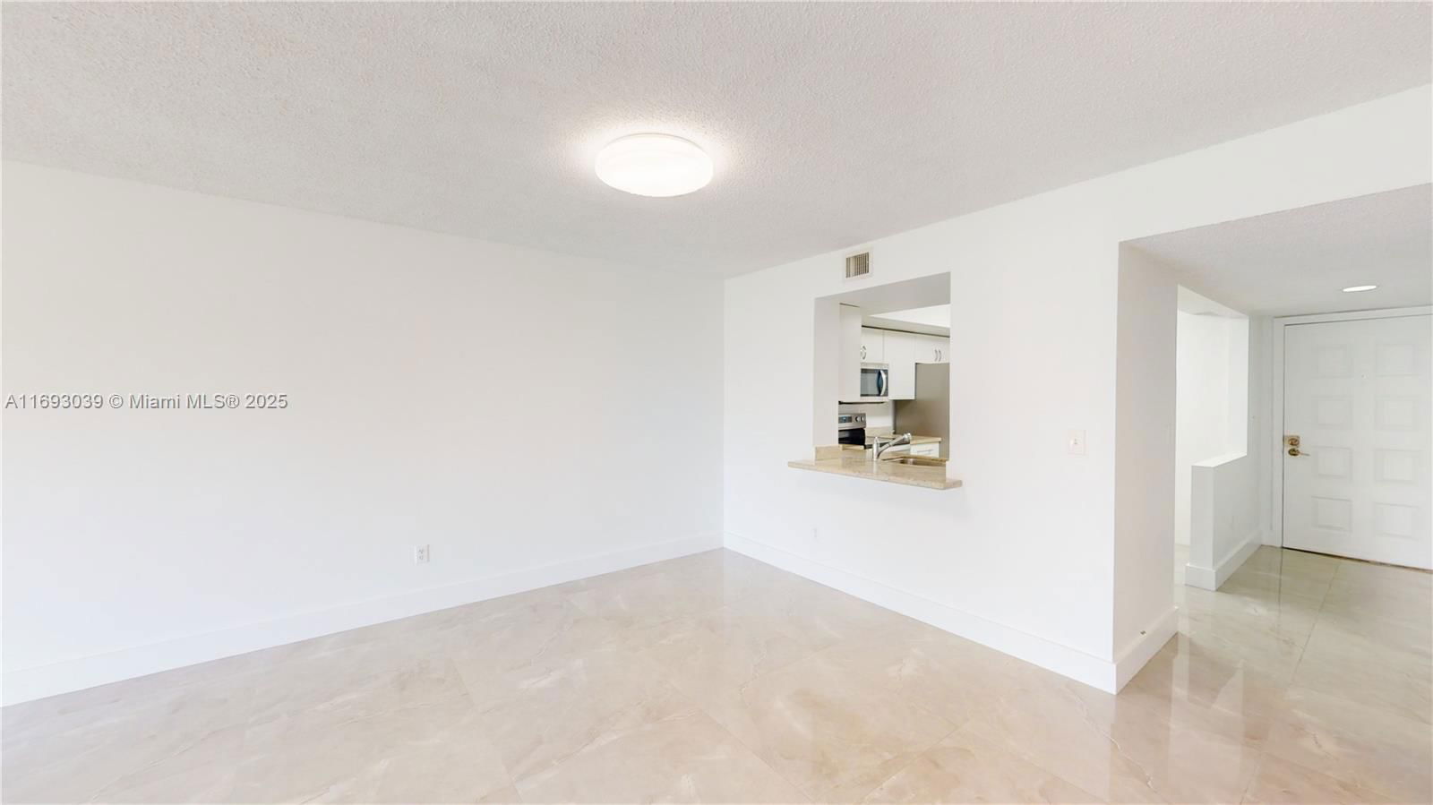 Real estate property located at 16171 Blatt Blvd #203, Broward, Fairways At Bonaventure C, Weston, FL