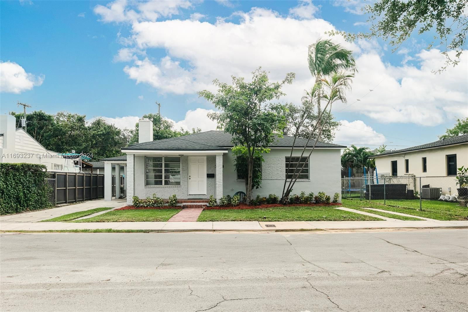 Real estate property located at 3434 6th St, Miami-dade, Mildred Park, Miami, FL