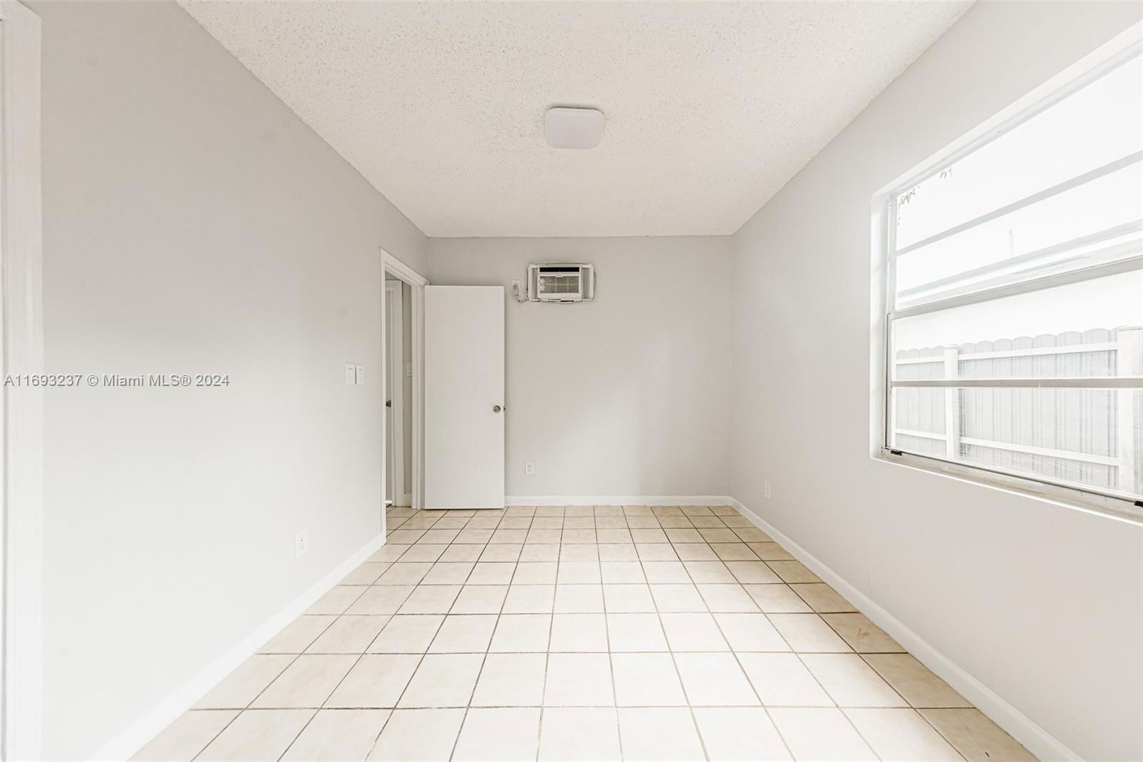 Real estate property located at 3434 6th St, Miami-dade, Mildred Park, Miami, FL