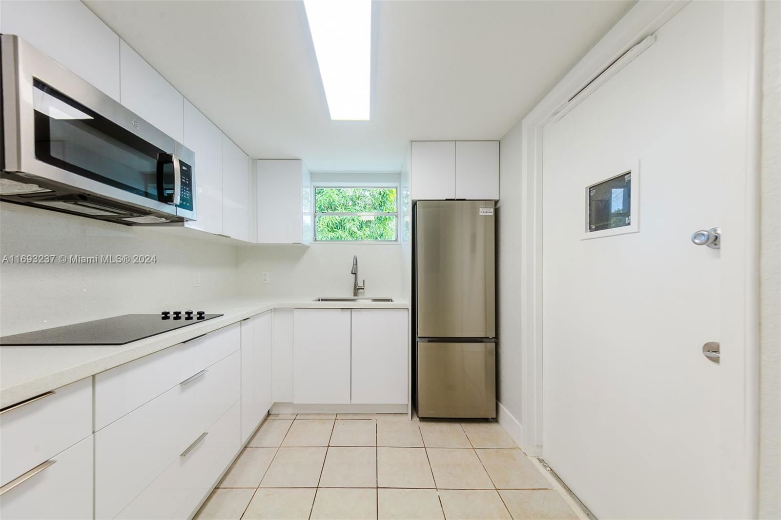Real estate property located at 3434 6th St, Miami-dade, Mildred Park, Miami, FL