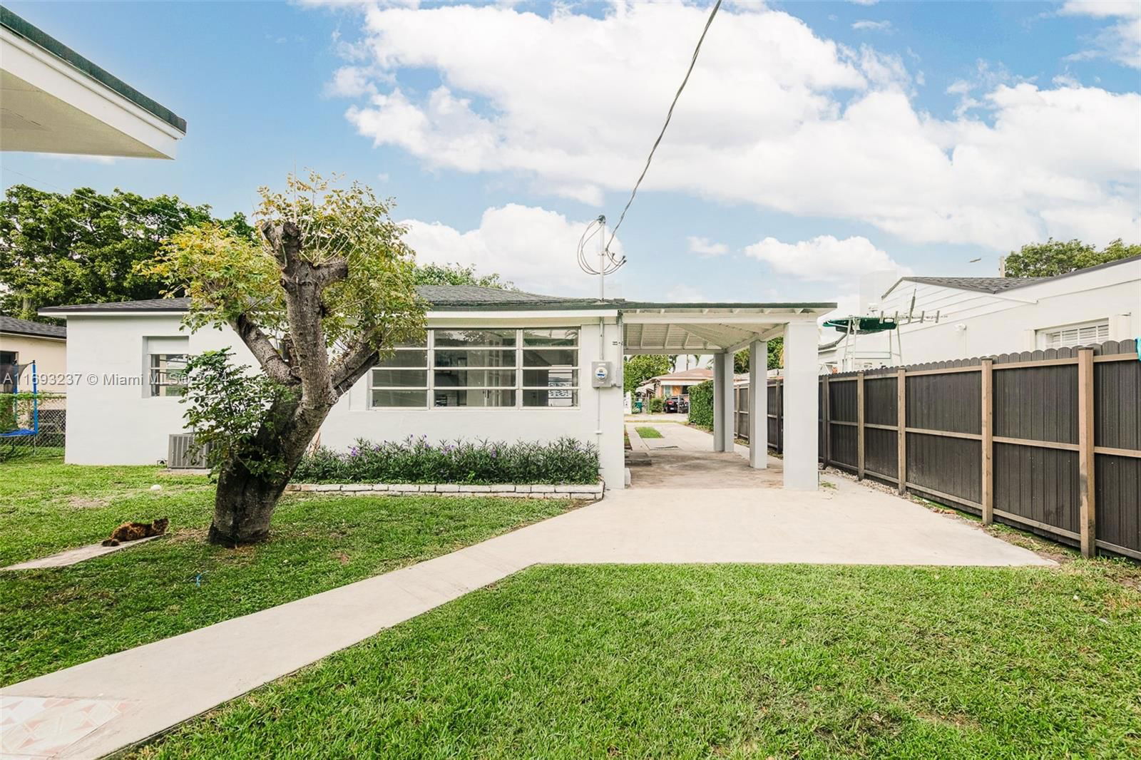 Real estate property located at 3434 6th St, Miami-dade, Mildred Park, Miami, FL
