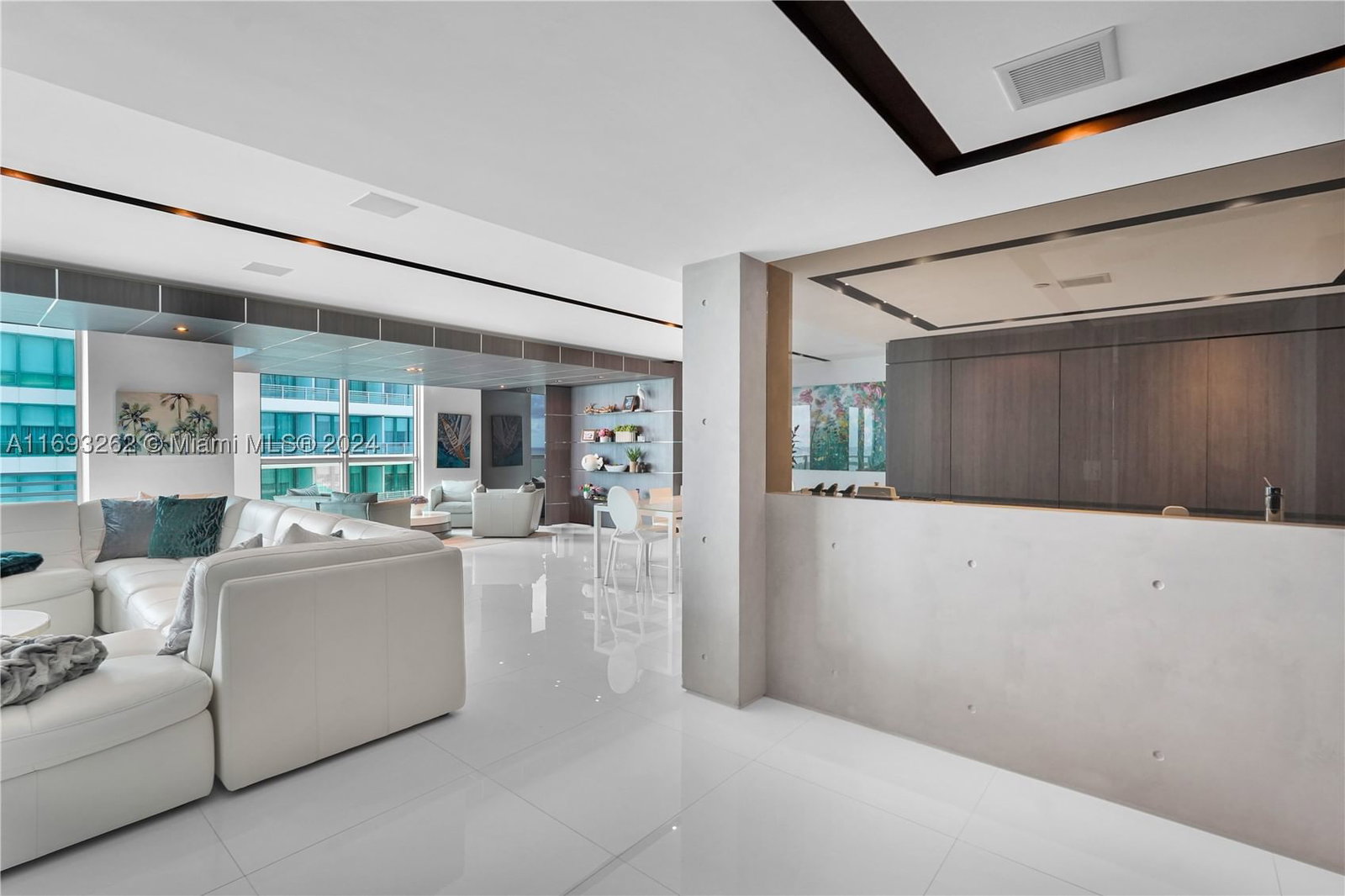 Real estate property located at 3535 Ocean Drive #2104, Broward, Diplomat Residences, Hollywood, FL