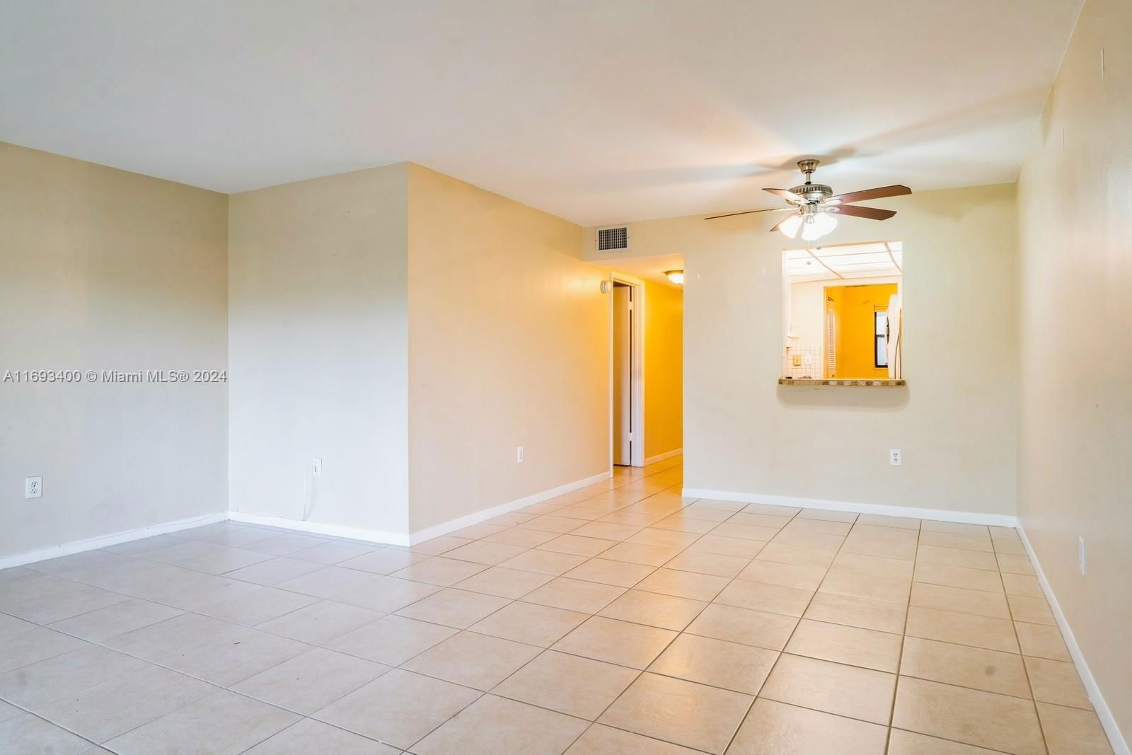 Real estate property located at 1021 Mockingbird Ln #208, Broward, MANARANDA VILLAGE CONDO, Plantation, FL