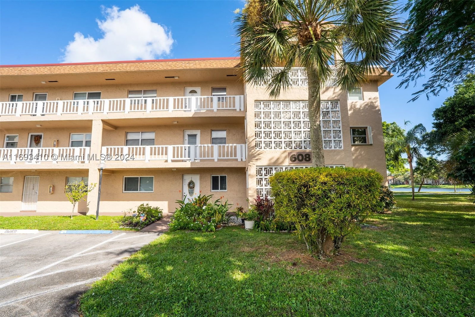 Real estate property located at 608 Natura Blvd #311, Broward, Natura Condo No 4, Deerfield Beach, FL