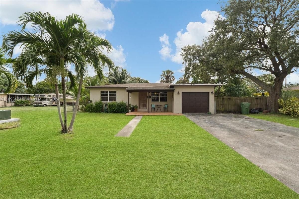 Real estate property located at 6616 2nd Ct, Broward, SOUTH BROWARD RANCHES NO, Pembroke Pines, FL