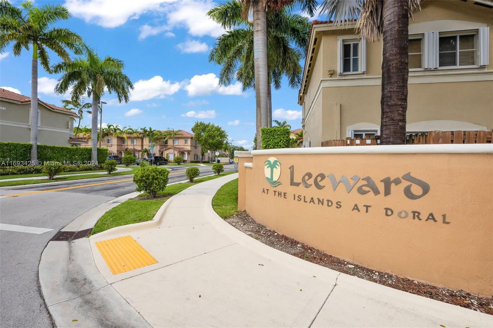 Real estate property located at 8362 107th Ct #7-24, Miami-Dade, LEEWARD AT ISLANDS AT DOR, Doral, FL