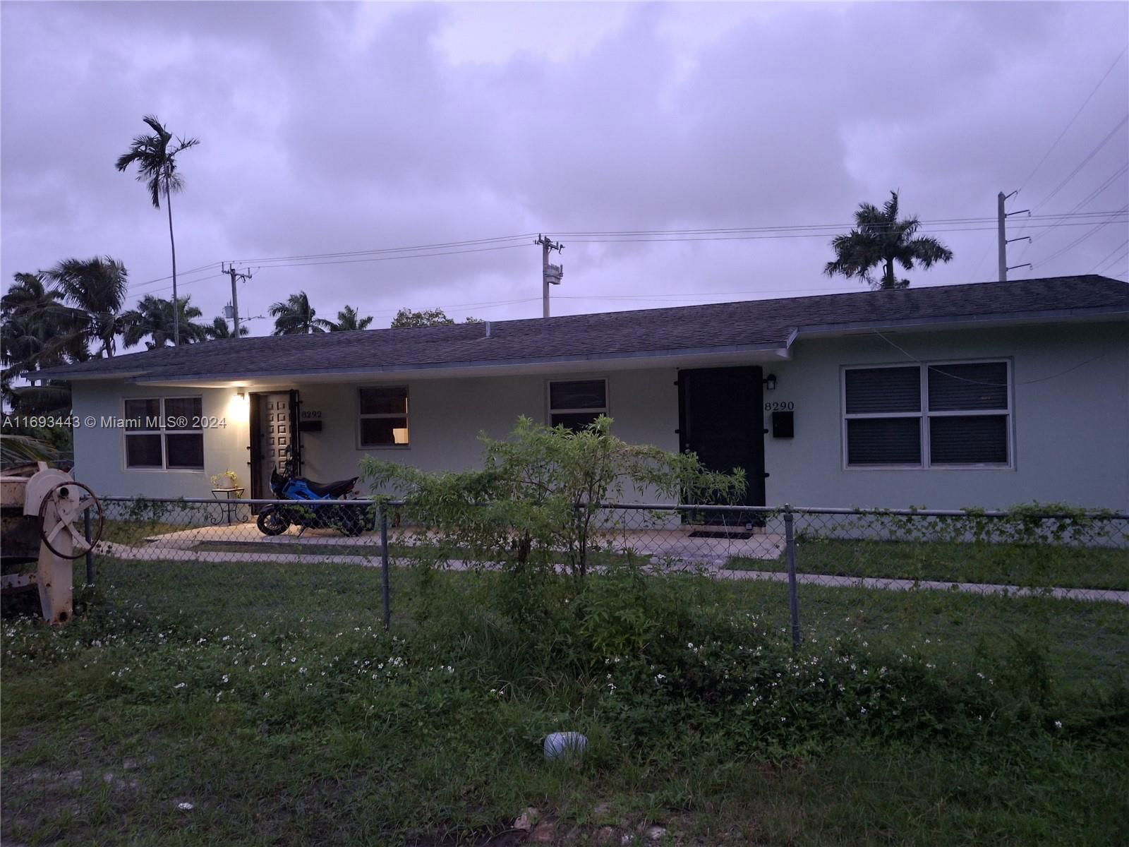 Real estate property located at 8290 5th Ave, Miami-Dade, BELLCAMP MANOR, Miami, FL