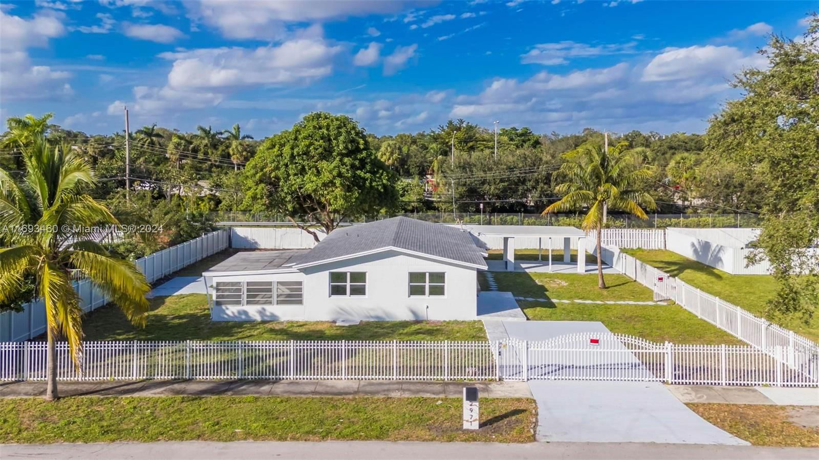 Real estate property located at 2971 166th St, Miami-Dade, PINE TREE PARK 1ST ADDN, Miami Gardens, FL