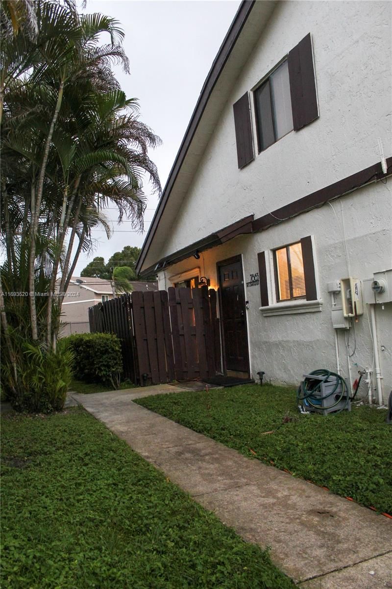 Real estate property located at 7863 Tam Oshanter Blvd, Broward, LAUDERDALE NORTH PARK SEC, North Lauderdale, FL