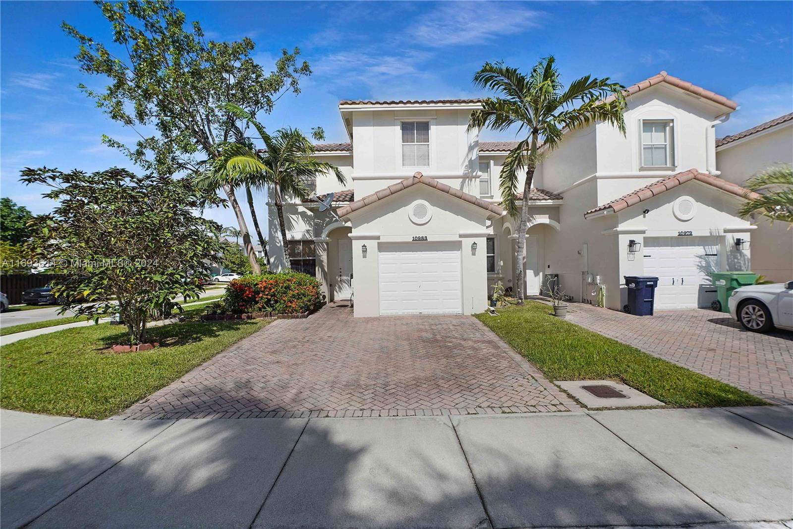 Real estate property located at 10983 246th St, Miami-Dade, VILLAS DEL CAMPO SUB, Homestead, FL