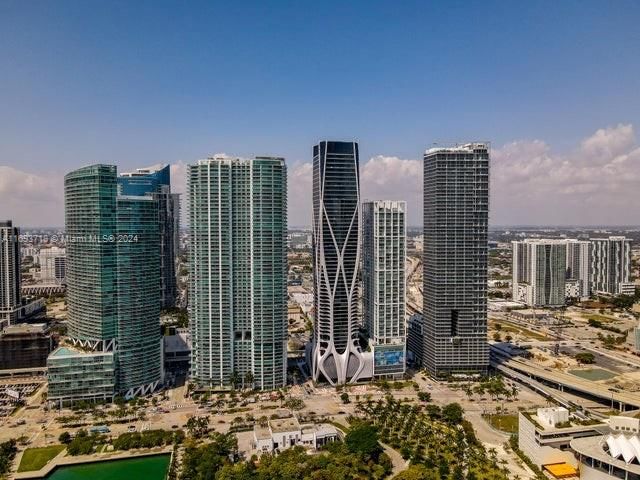 Real estate property located at 900 Biscayne Blvd #3004, Miami-Dade, 900 BISCAYNE BAY CONDO, Miami, FL