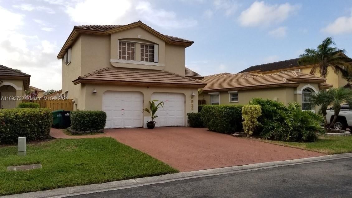 Real estate property located at 9922 30th St, Miami-Dade, COSTA VERDE SEC 2, Doral, FL