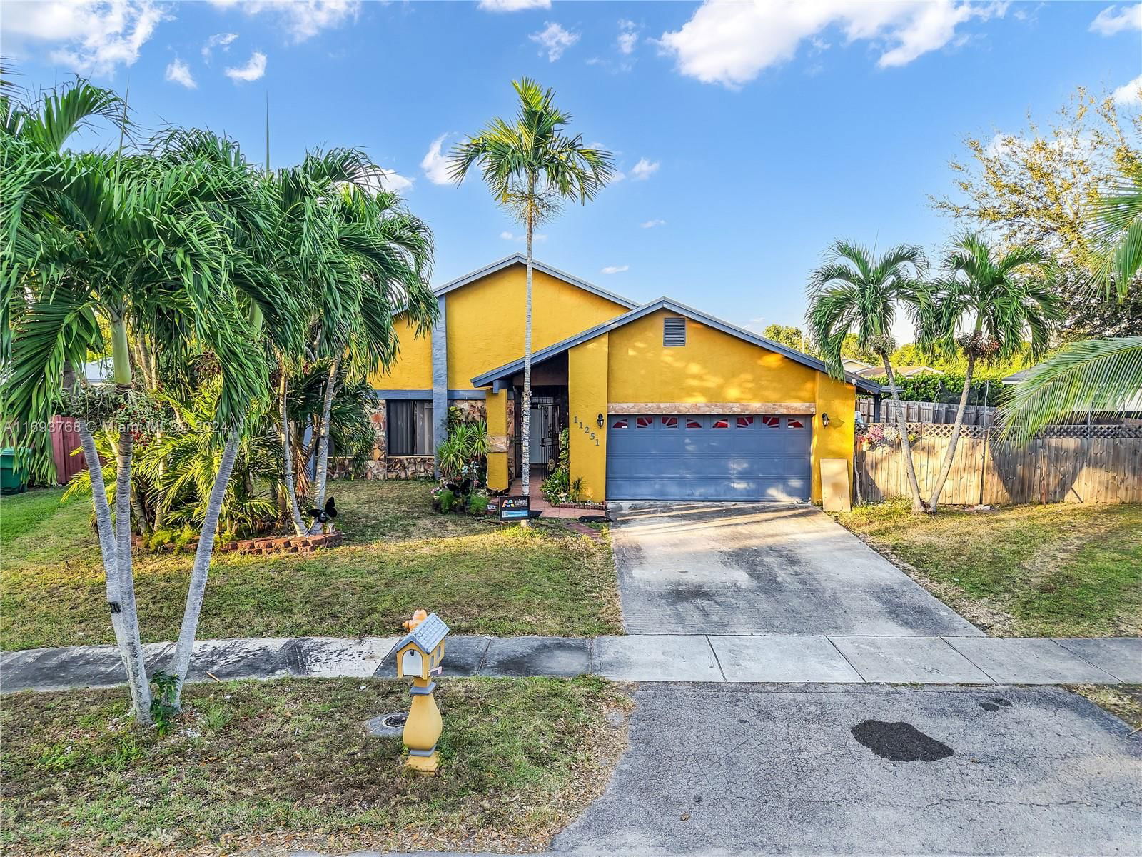 Real estate property located at 11251 156th St, Miami-Dade, CORAL WOODS, Miami, FL