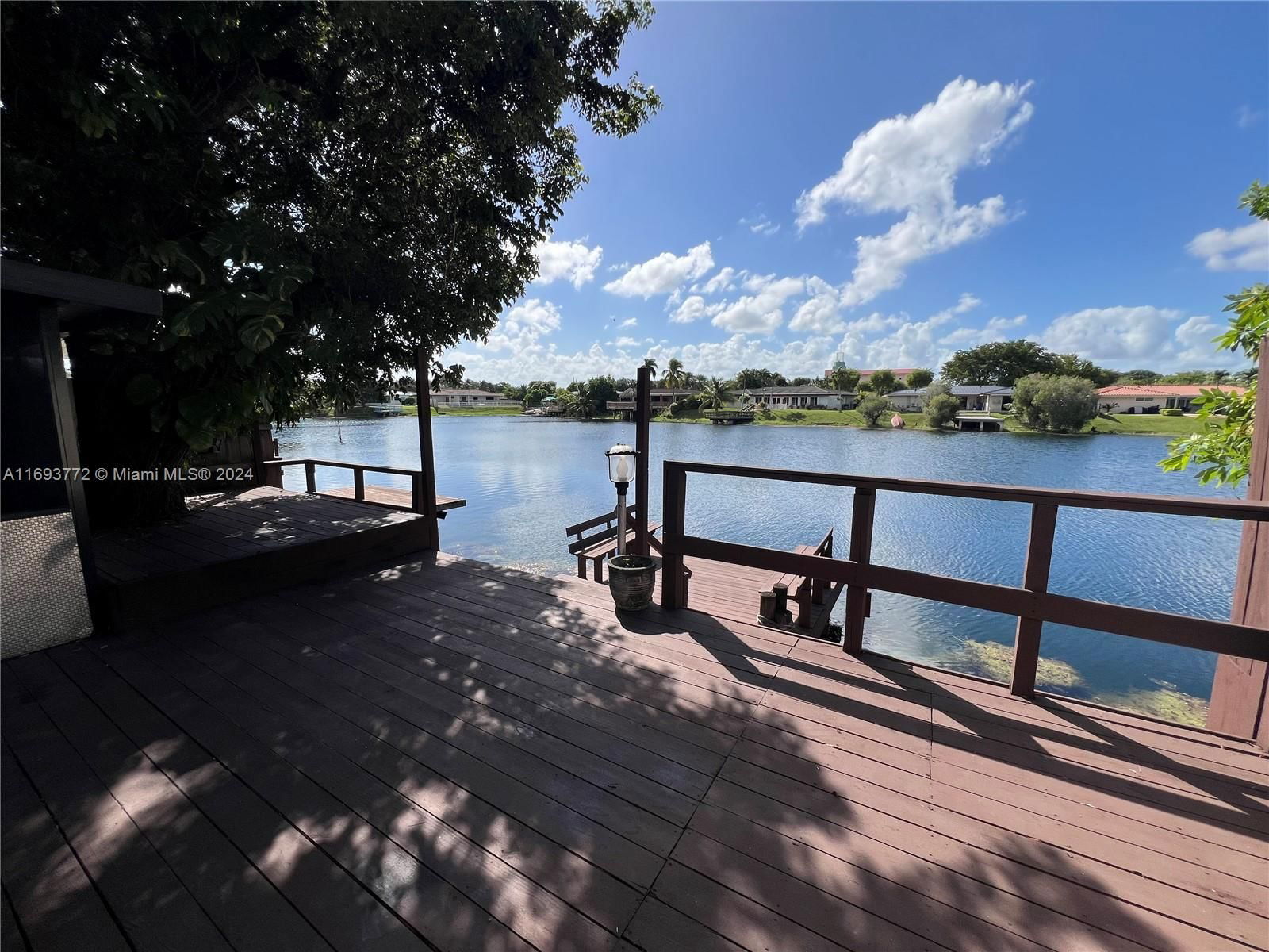 Real estate property located at 13922 Kendale Lakes Dr, Miami-Dade, KENDALE LAKES NORTH SEC 1, Miami, FL