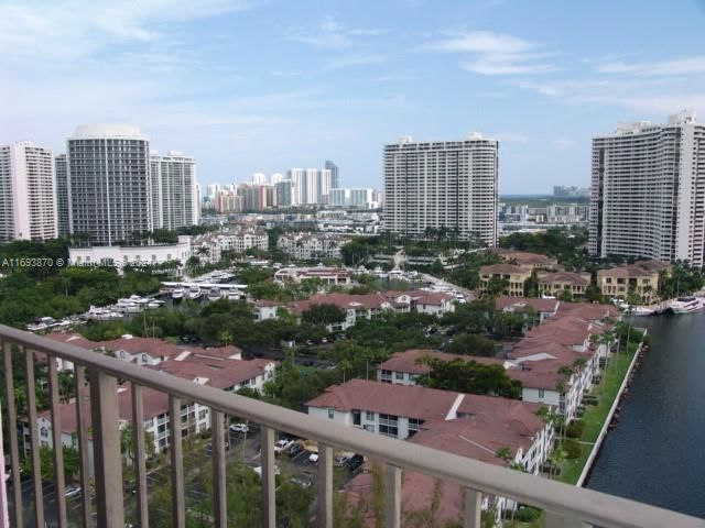 Real estate property located at 18151 31st Ct PH215, Miami-Dade, THE CLIPPER AT BISC COVE, Aventura, FL