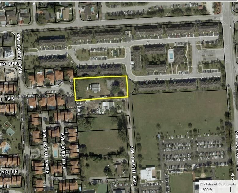 Real estate property located at 18140 108th Ave, Miami-Dade, ACREAGE & UNREC, Miami, FL