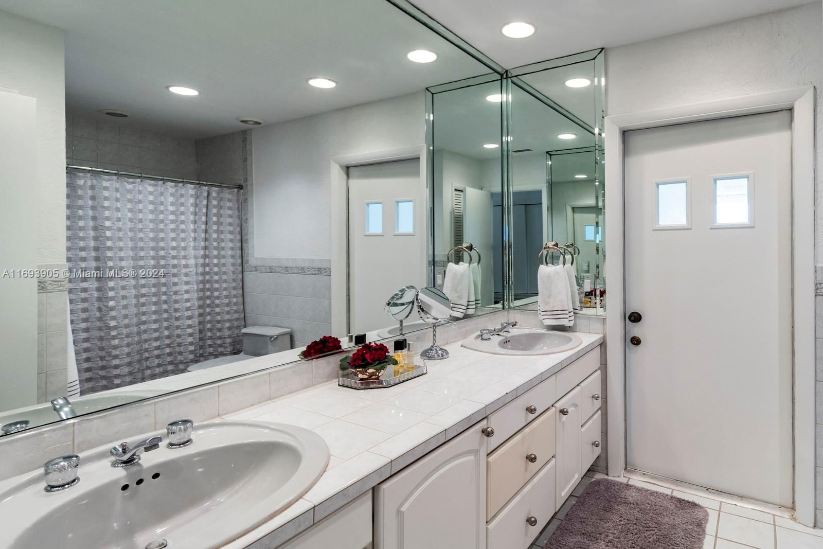Real estate property located at 7760 145th St, Miami-dade, Royal Palm Harbor 3rd Add, Palmetto Bay, FL