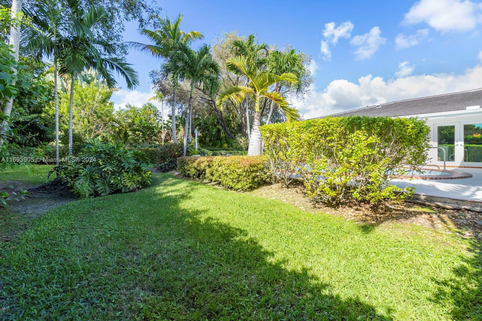 Real estate property located at 7760 145th St, Miami-dade, Royal Palm Harbor 3rd Add, Palmetto Bay, FL