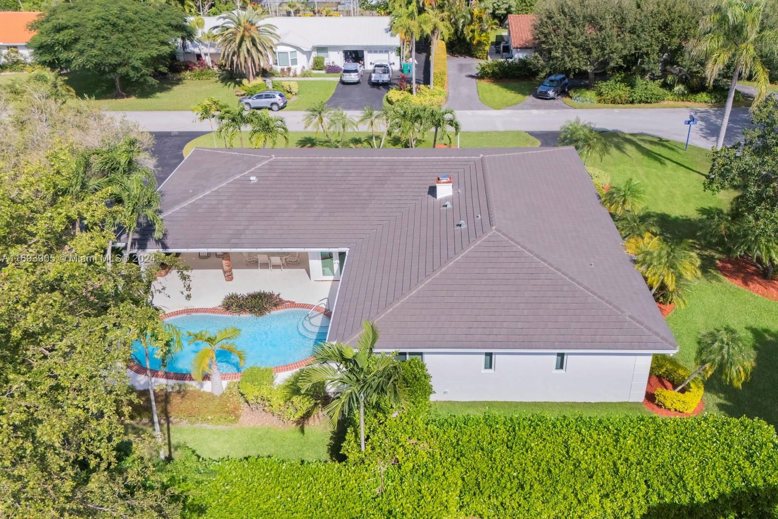 Real estate property located at 7760 145th St, Miami-dade, Royal Palm Harbor 3rd Add, Palmetto Bay, FL