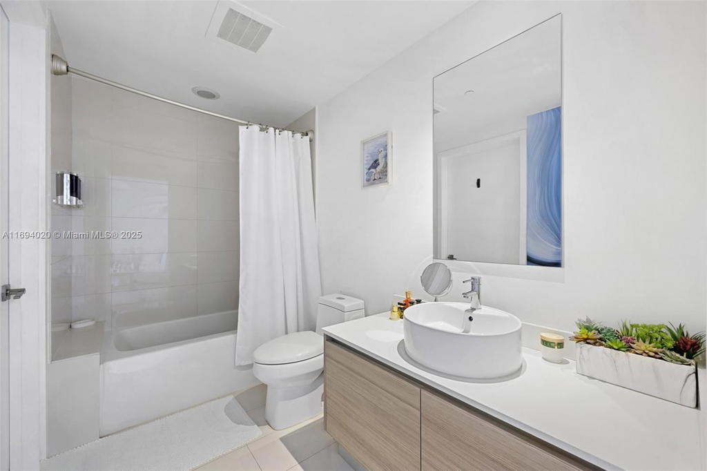 Real estate property located at 121 34th St #3014, Miami-dade, 3401 Midtown Condo, Miami, FL