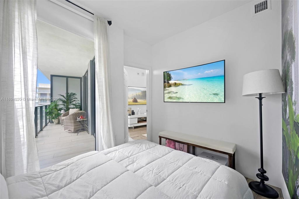 Real estate property located at 121 34th St #3014, Miami-dade, 3401 Midtown Condo, Miami, FL